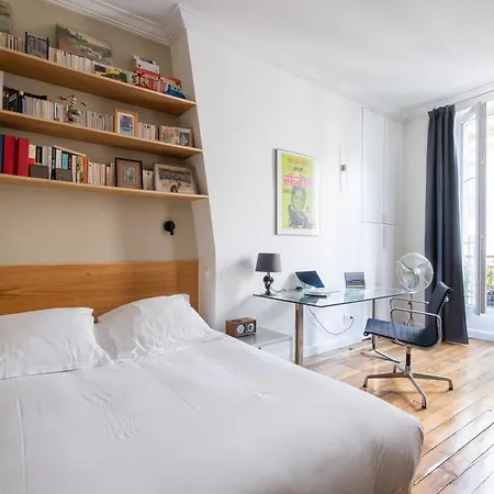 Apartment Veeve - The Artist's Way *